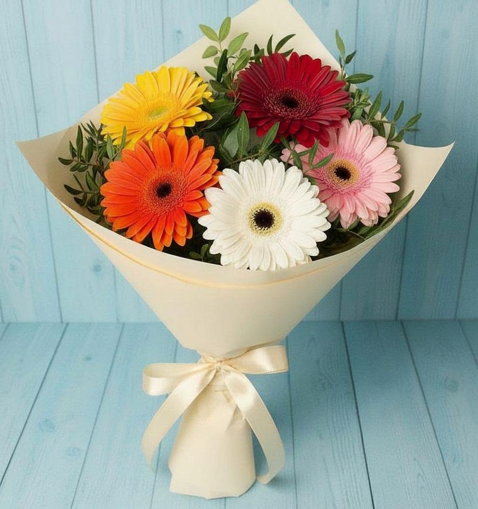 Букет цветов из: Герберы в Курдюковской