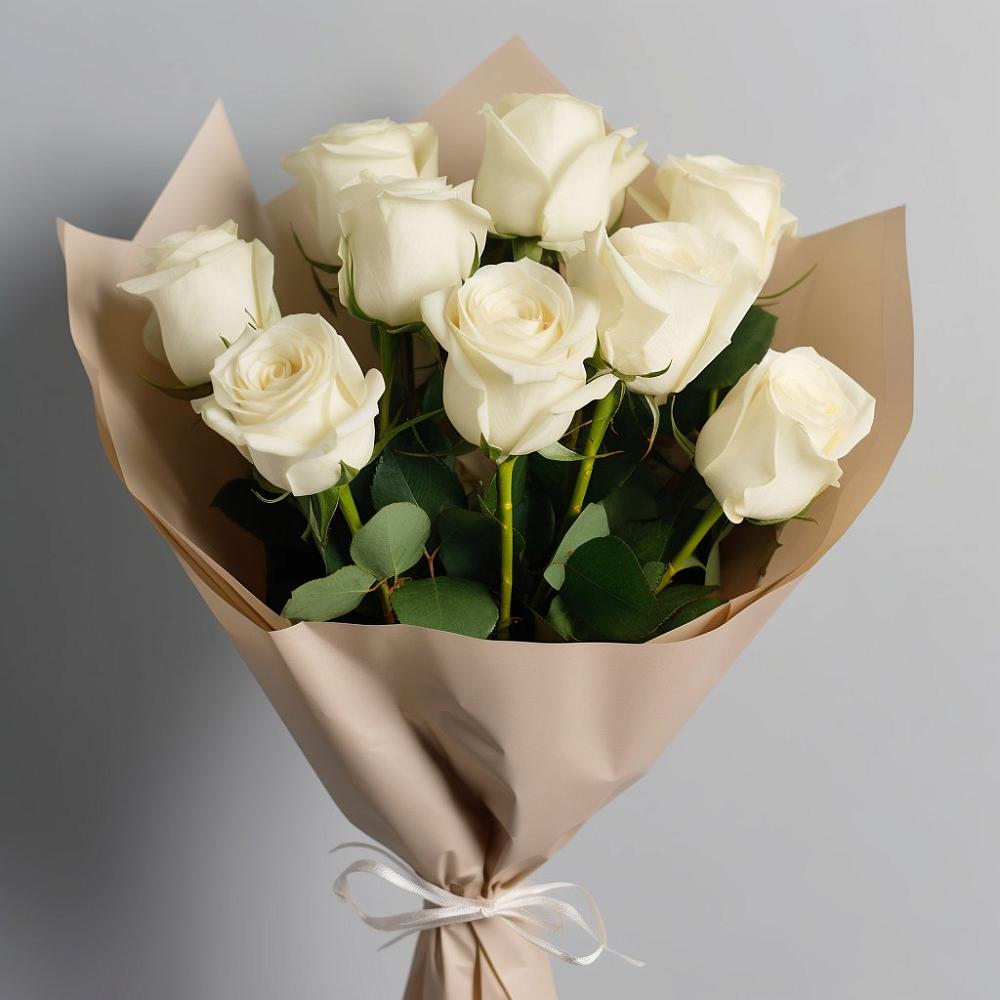 Букет 9 Белых роз Эдлесс Лав в Курдюковской