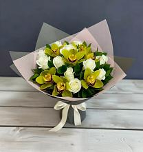 Букет цветов из:  Орхидеи и Розы в Курдюковской