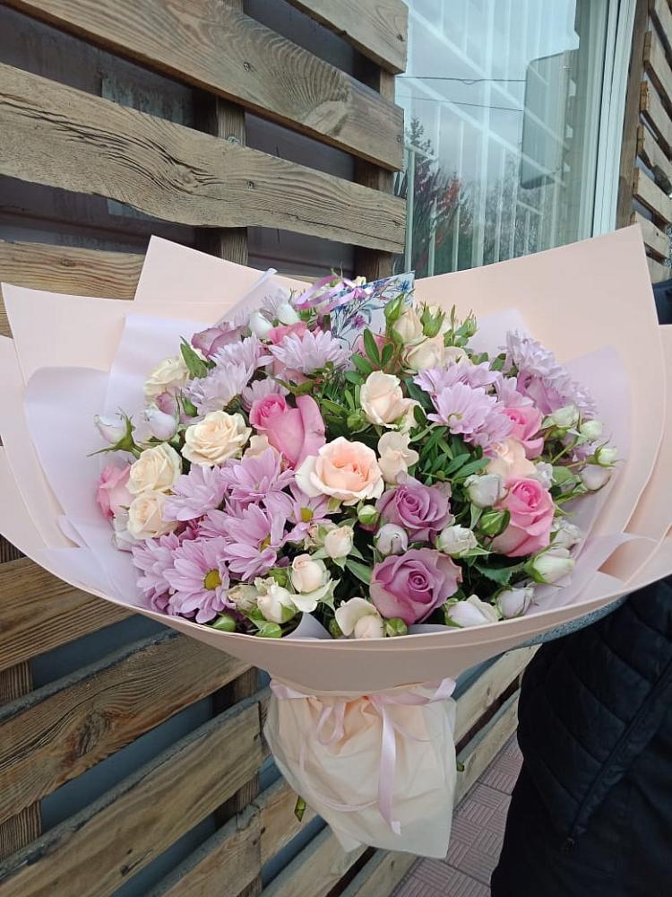 Букет цветов из: Розы и Хризантемы в Курдюковской