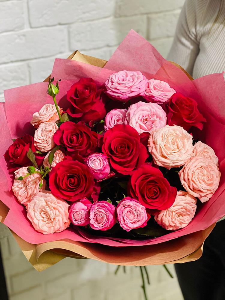 Букет цветов из: Розы в Курдюковской