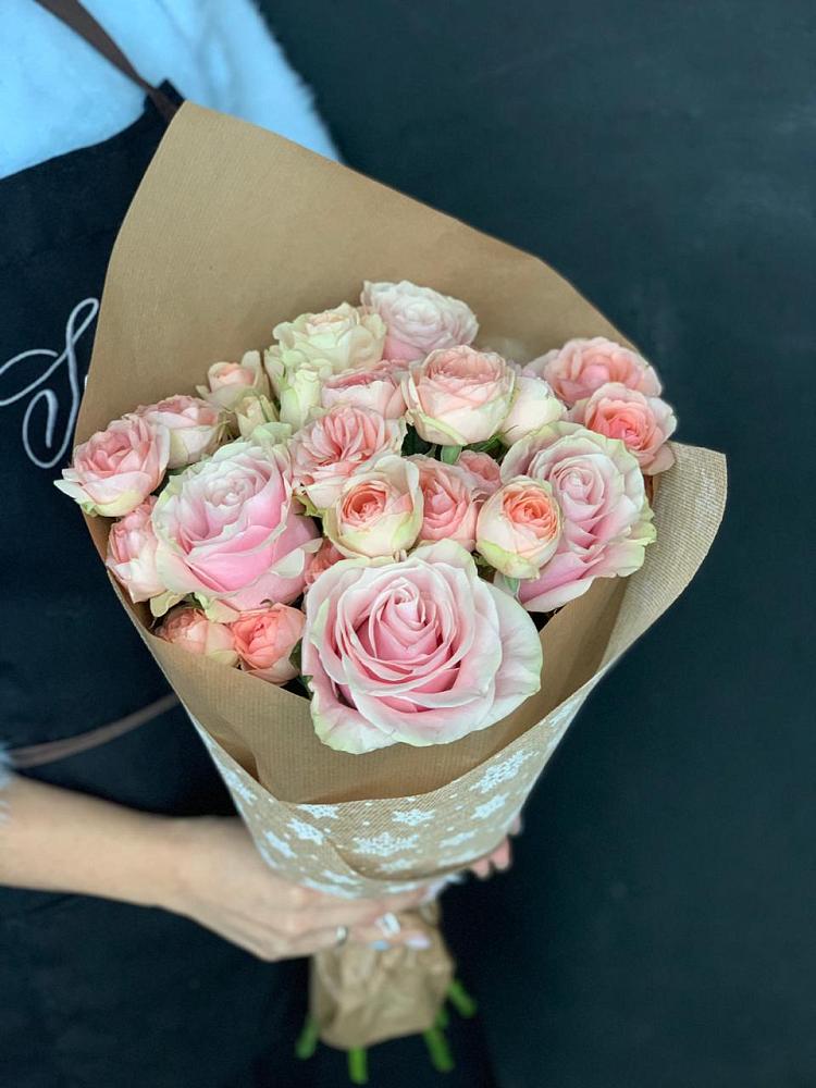 Букет цветов из: Хризантемы и Розы в Курдюковской