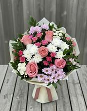 Букет цветов из:  Альстромерии, Гвоздики, Розы и Хризантемы в Курдюковской