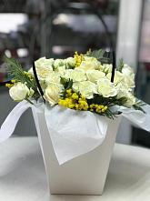 Композиция бриллиант в Курдюковской Цветочная композиция из Розы в Курдюковской