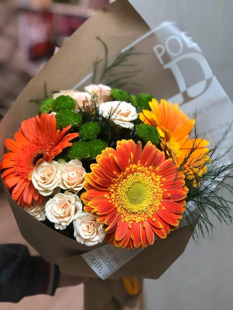 Букет цветов из: Герберы, Хризантемы и Розы в Курдюковской