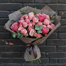 Букет цветов из:  Розы в Курдюковской